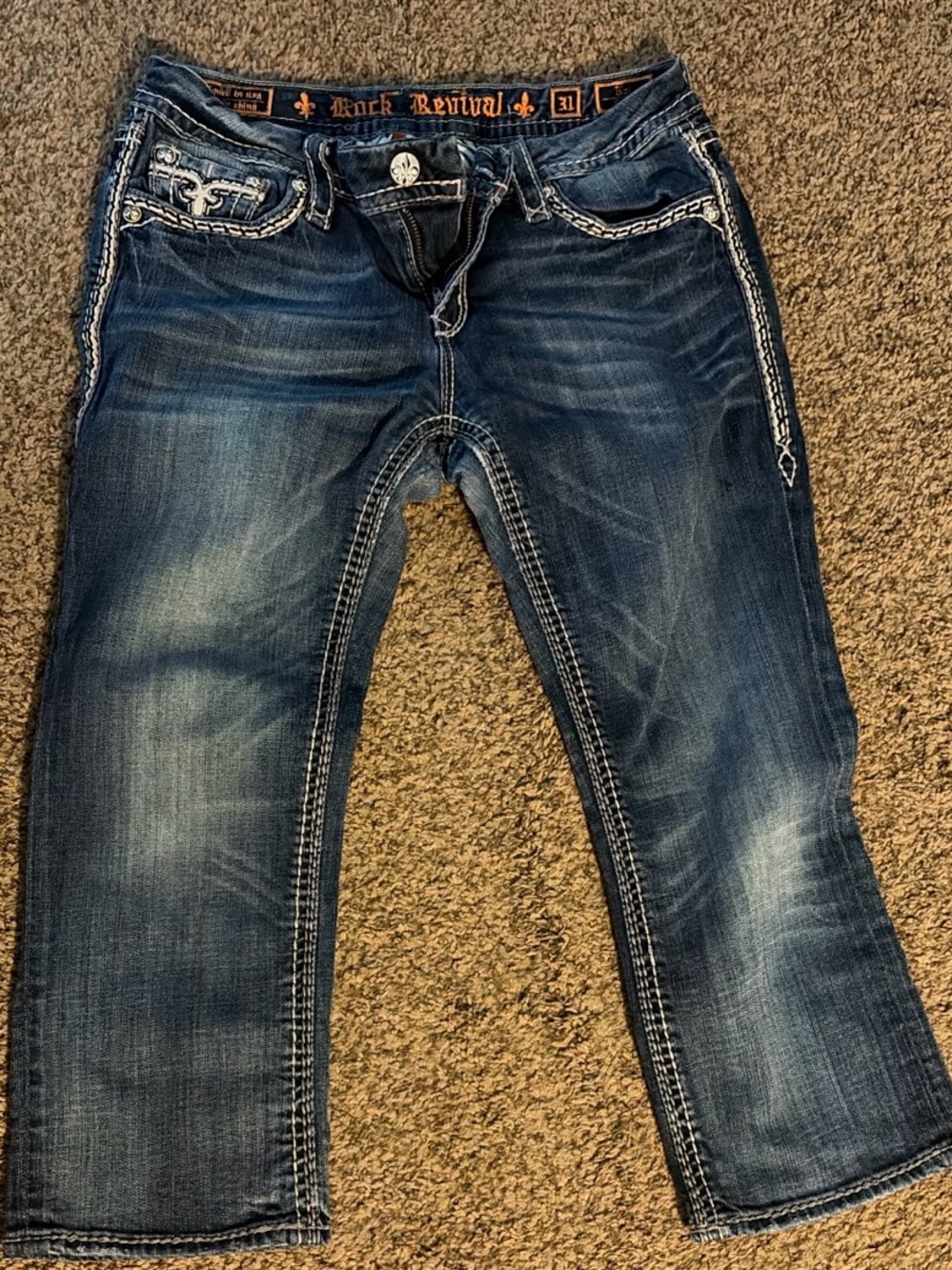 Rock Revival Women’s Size 31 Capri Jeans Cropped Embroidered Flap Pocket